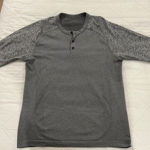 Lululemon Henley Colour Grey Size Medium